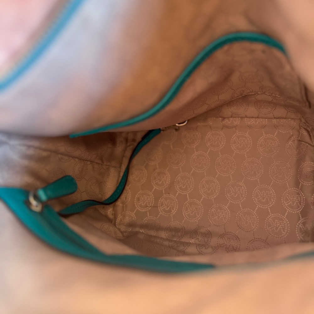 Dark Teal Pebbled Leather Shoulder Bag - Picture 8 of 10
